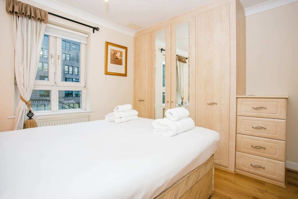 undefined 1 Bedroom Apartment near St. Paul's Cathedral
