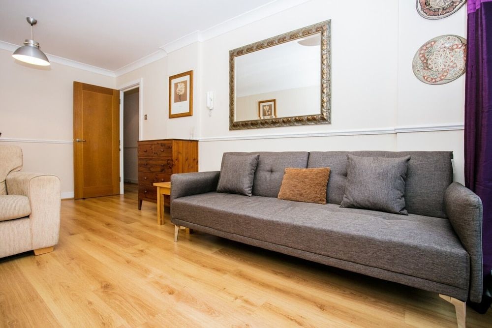 1 Bedroom Apartment near St. Paul's Cathedral Apartment, 1 Bedroom 15