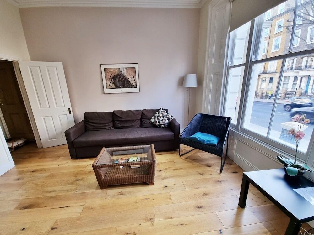 Urban Stay Oxford Gardens Apartments Deluxe Apartment, 1 Bedroom, Terrace 9