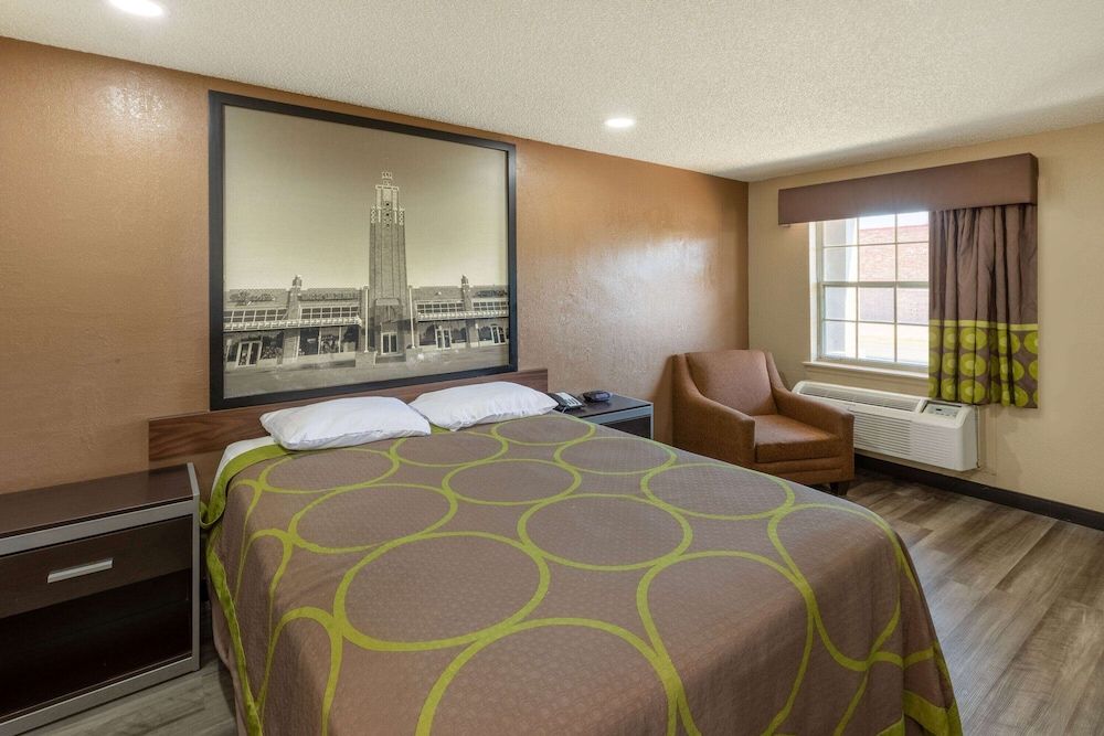 Standard Room, 1 Queen Bed, Smoking