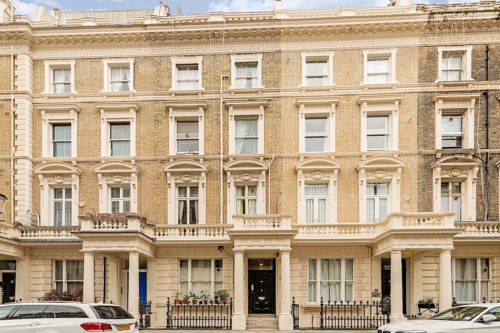 undefined Clarincarde Gardens Apartment 3