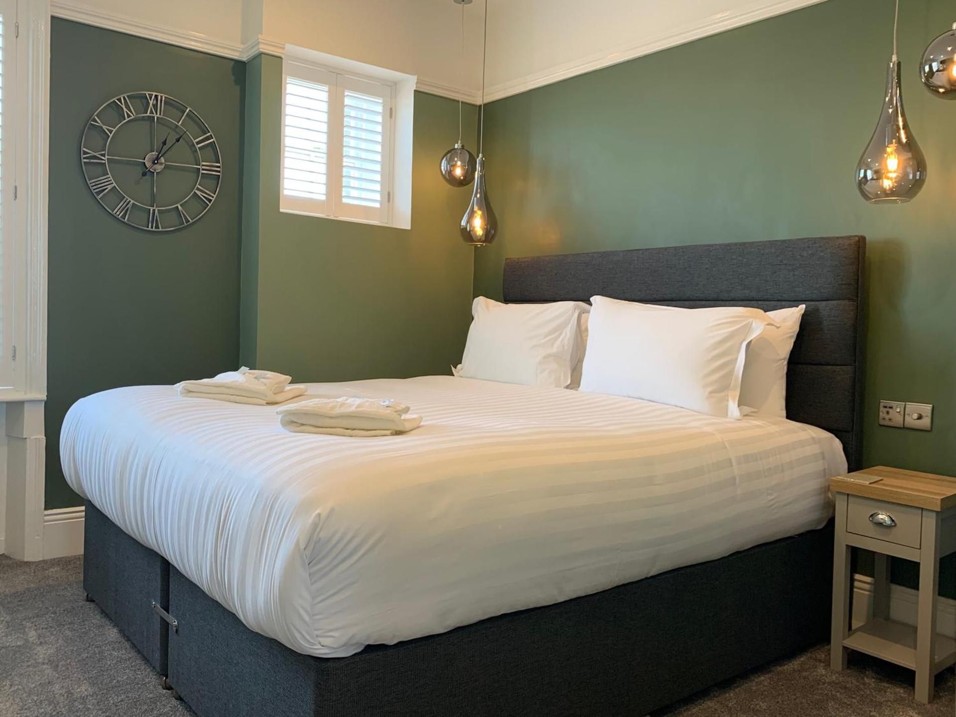Deluxe King Room