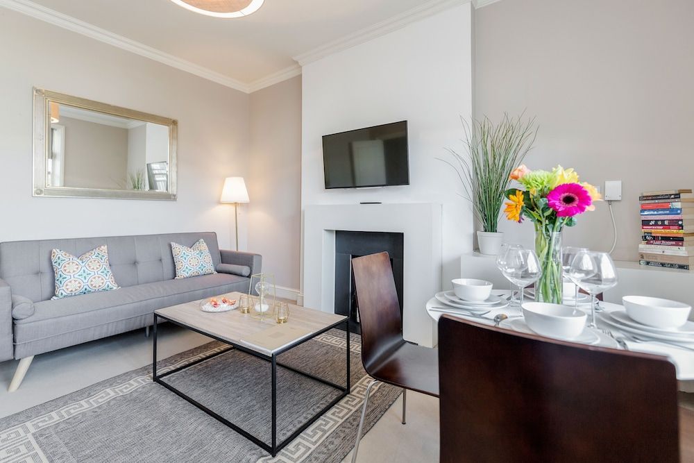Kensington Apartment with terrace Executive Apartment, 2 Bedrooms 16
