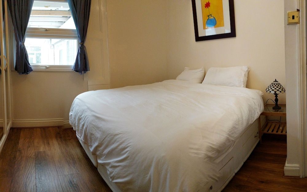 undefined Highbury House Apartment 5