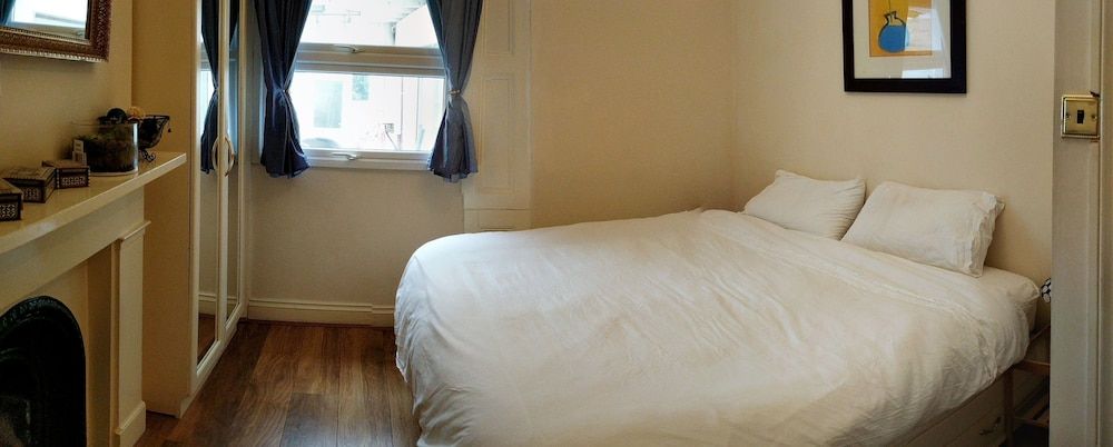 undefined Highbury House Apartment 4