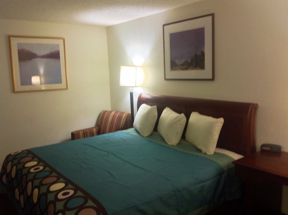 Room, 1 Queen Bed, Non Smoking