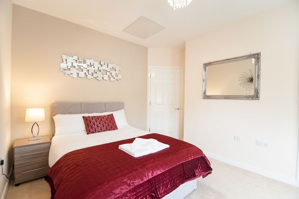 Station Suites
