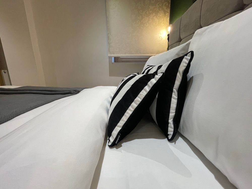 Quay Apartments Manchester Apartment, 2 Bedrooms, Accessible (new) 3