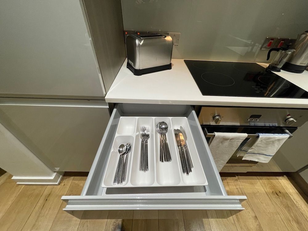 Quay Apartments Manchester Apartment, 2 Bedrooms, Accessible (new) 22