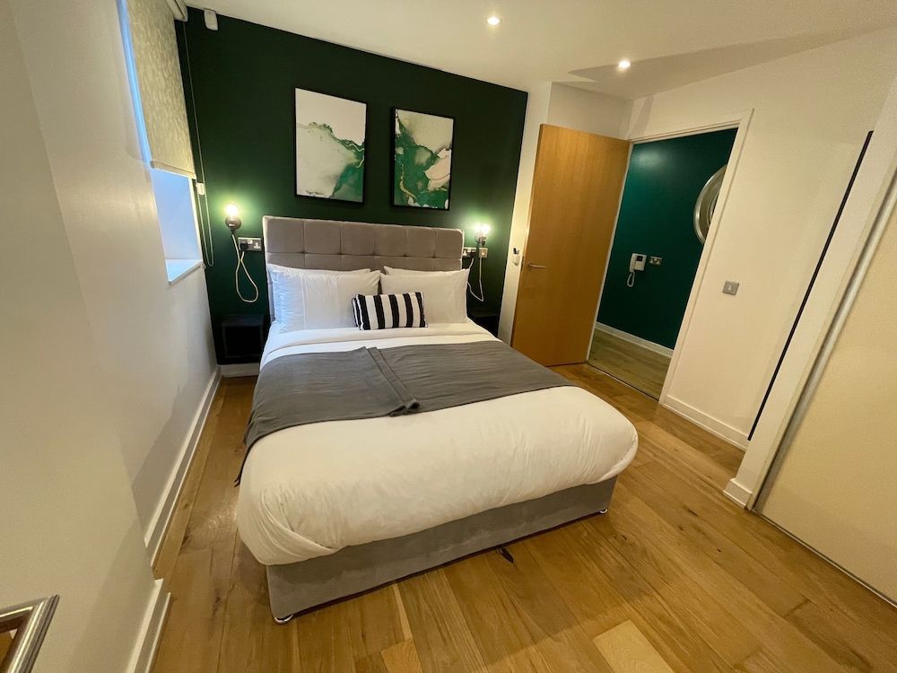 Quay Apartments Manchester Apartment, 2 Bedrooms, Accessible (new) 12