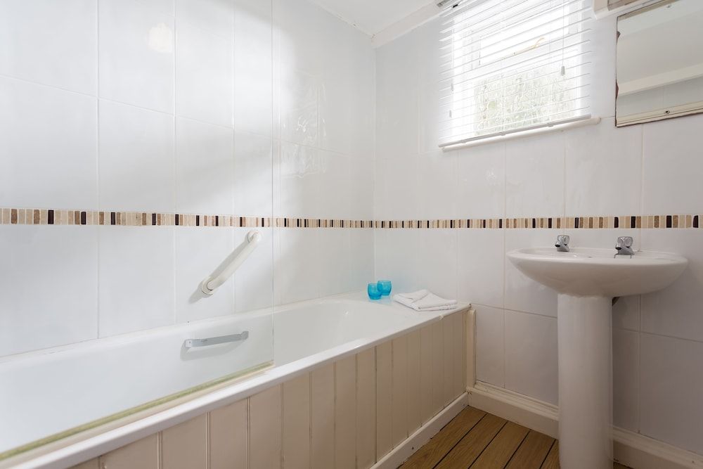 Oystercatcher Apartments Cottage, 2 Bedrooms 5