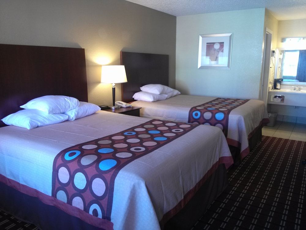Room, 2 Queen Beds, Smoking