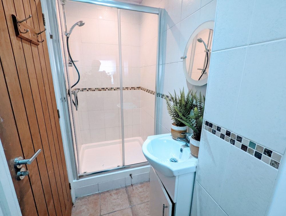 TopHome Finsbury Park Family Townhome, 6 Bedrooms, Kitchen, City View 42