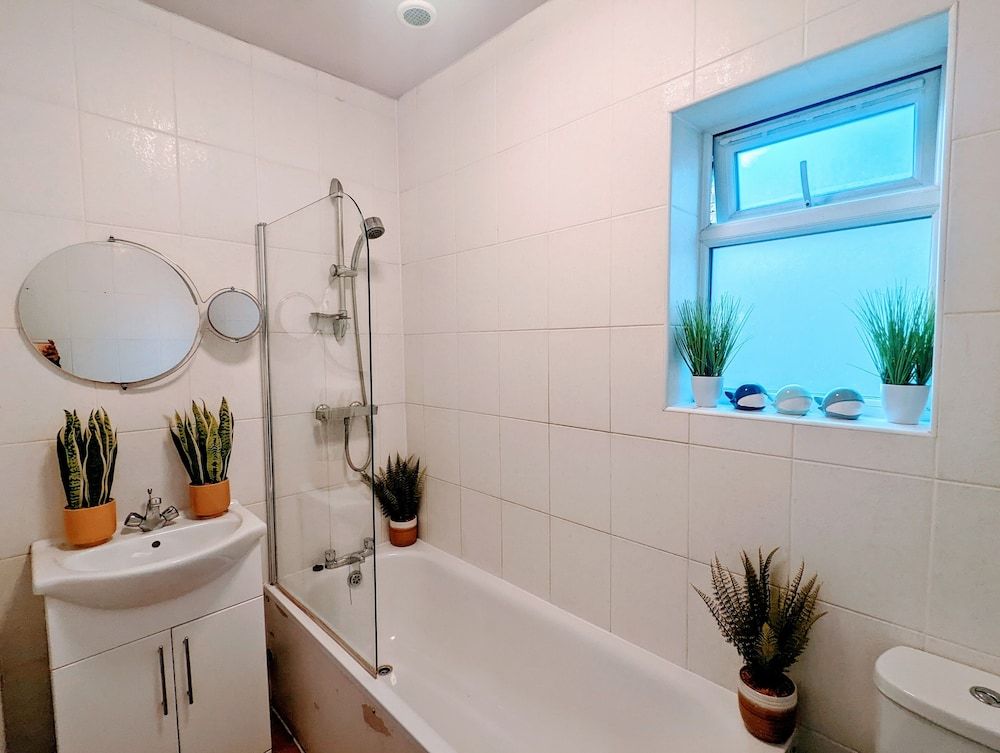 TopHome Finsbury Park Family Townhome, 6 Bedrooms, Kitchen, City View 47