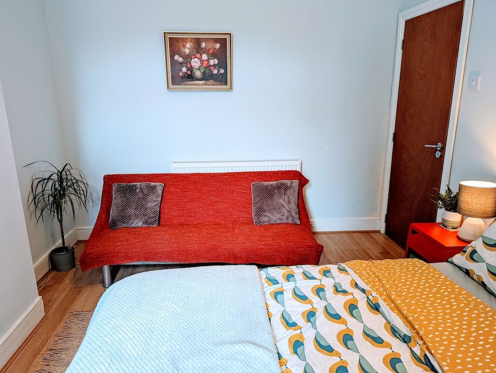 TopHome Finsbury Park Family Townhome, 6 Bedrooms, Kitchen, City View 24