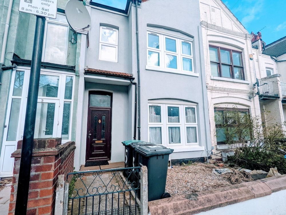 undefined TopHome Finsbury Park 3