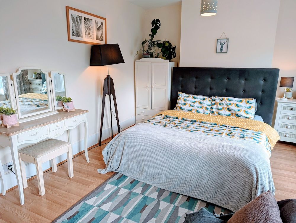 undefined TopHome Finsbury Park 2