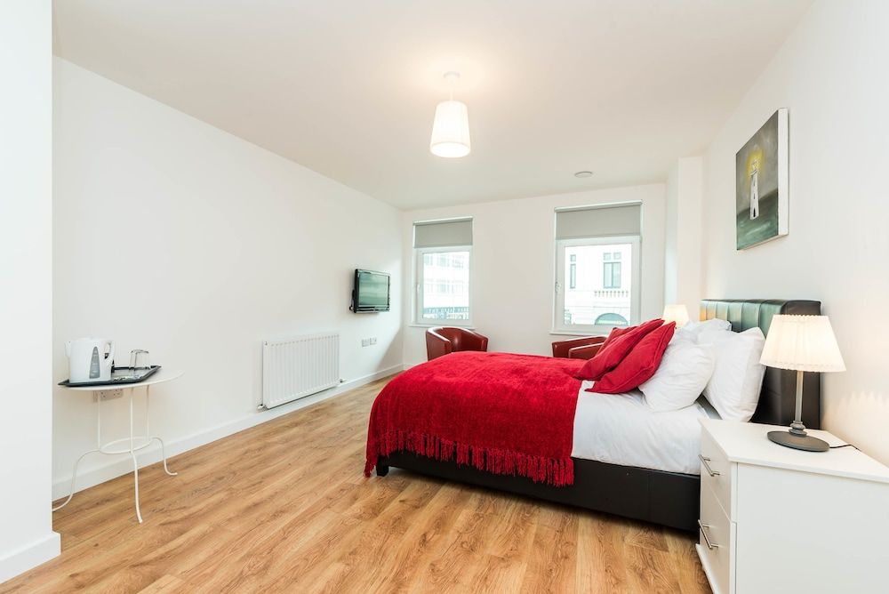 undefined Greens End House 8