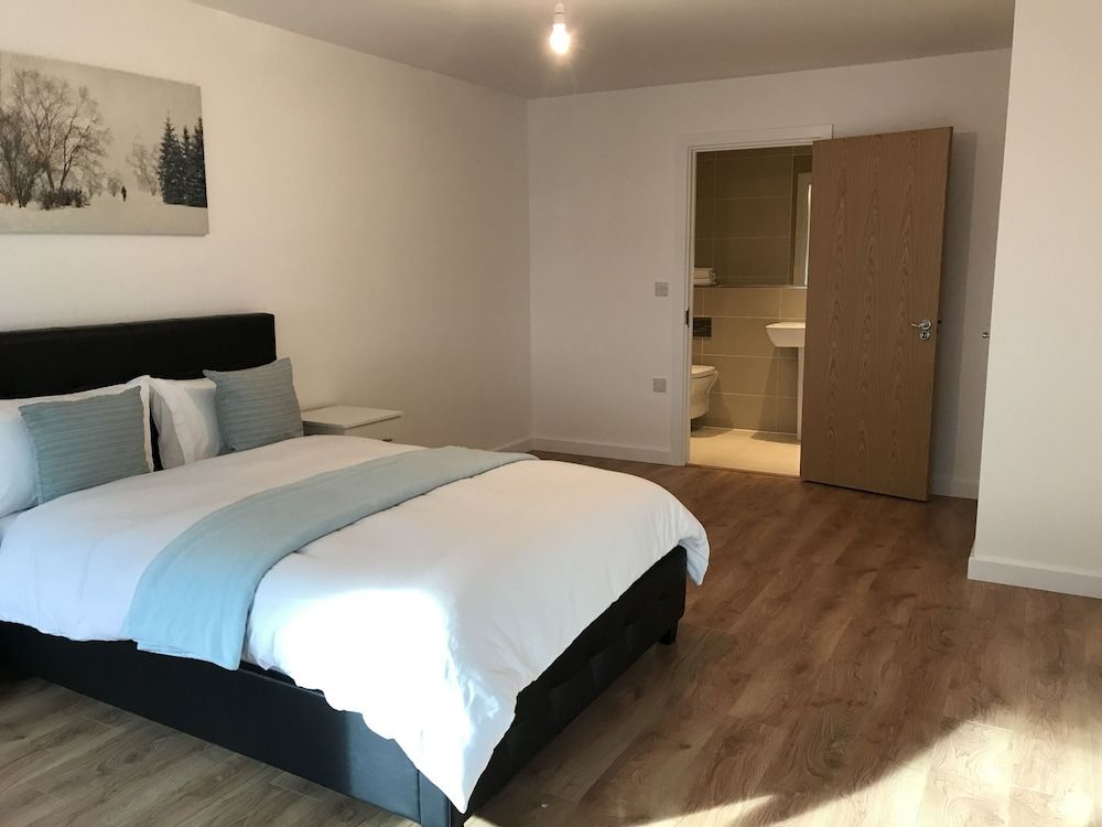 undefined Greens End House 5