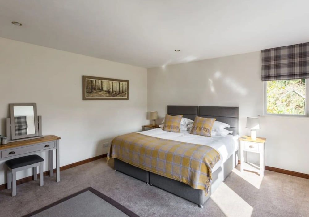 Loch Ness Cottages Cottage, 1 Bedroom, Lake View 5