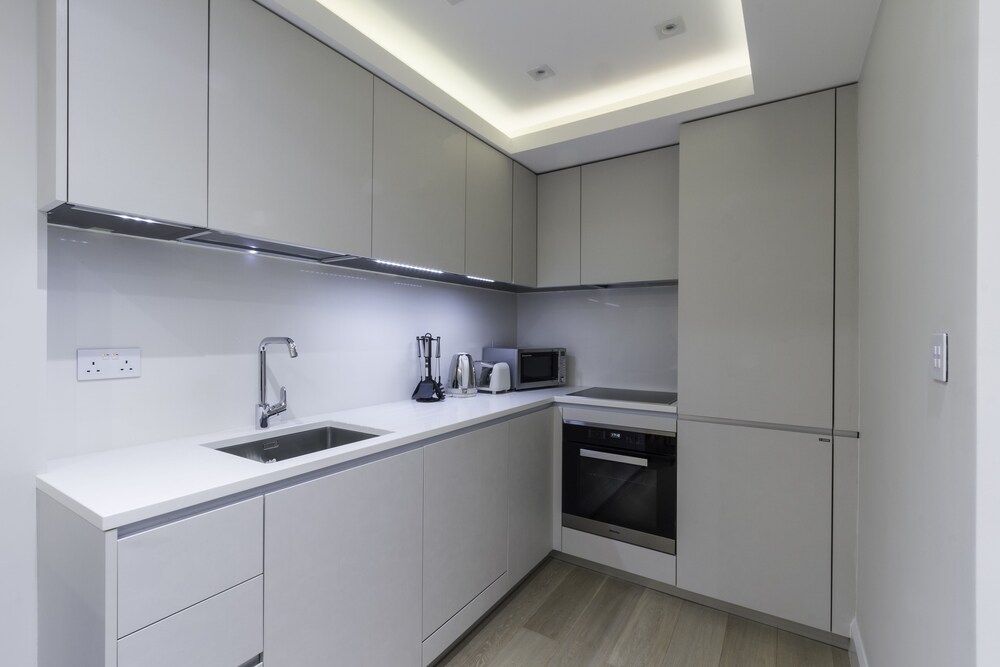 undefined 2 Palace Gardens 8