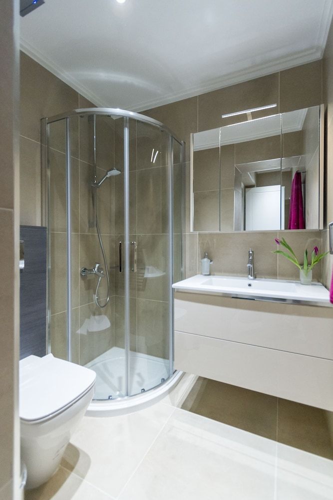 2 Palace Gardens Luxury Apartment, 1 Queen Bed 9