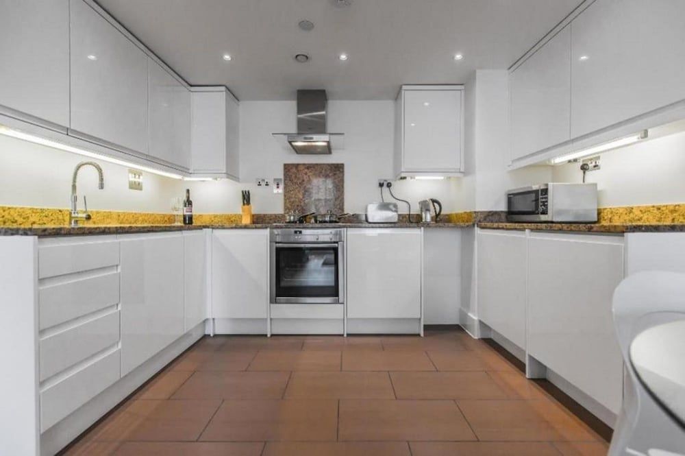 undefined Valet Apartments Limehouse 3