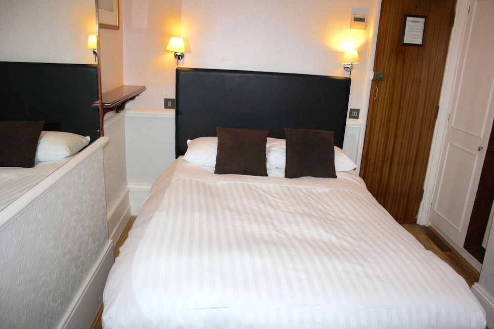 undefined Rhodes Hotel 5