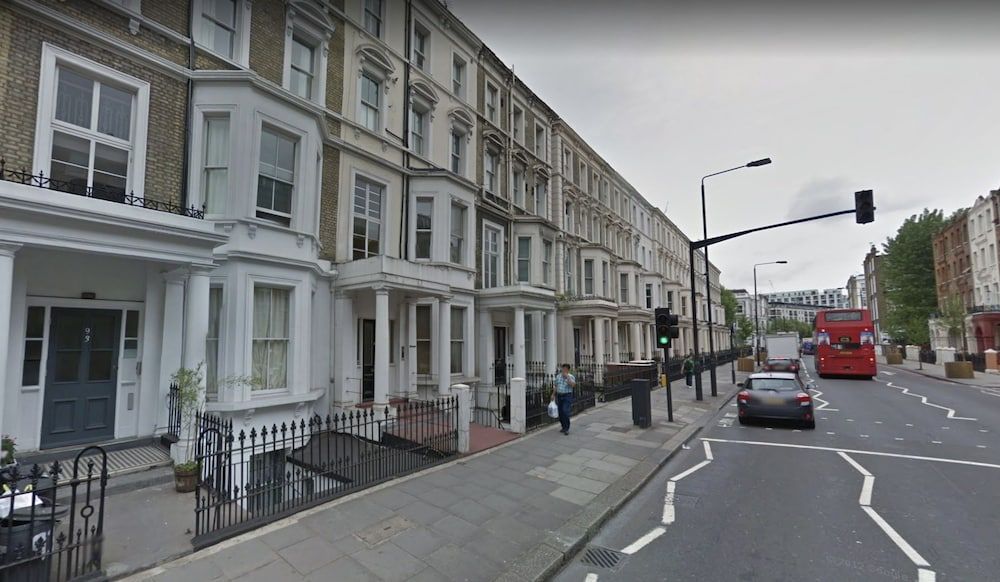 undefined Philbeach Balcony- 2bed flat in Earls Ct 2