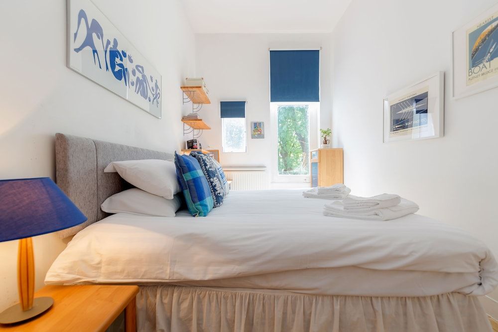 undefined Philbeach Balcony- 2bed flat in Earls Ct 7