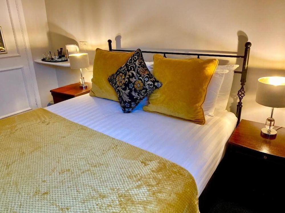 White Hart Hotel Double Room, 1 Double Bed 10
