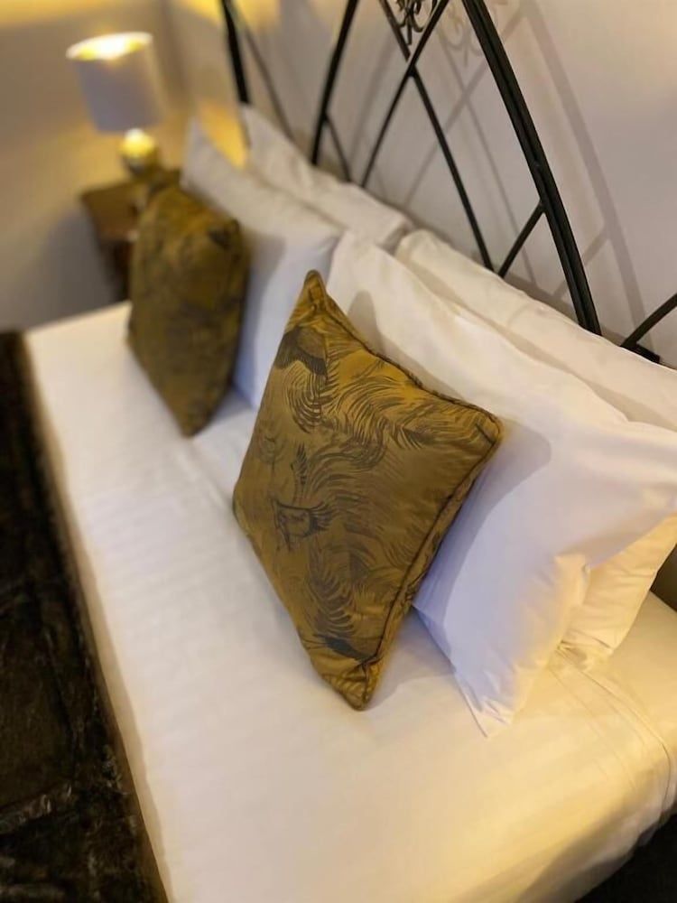 White Hart Hotel Double Room, 1 Double Bed 12