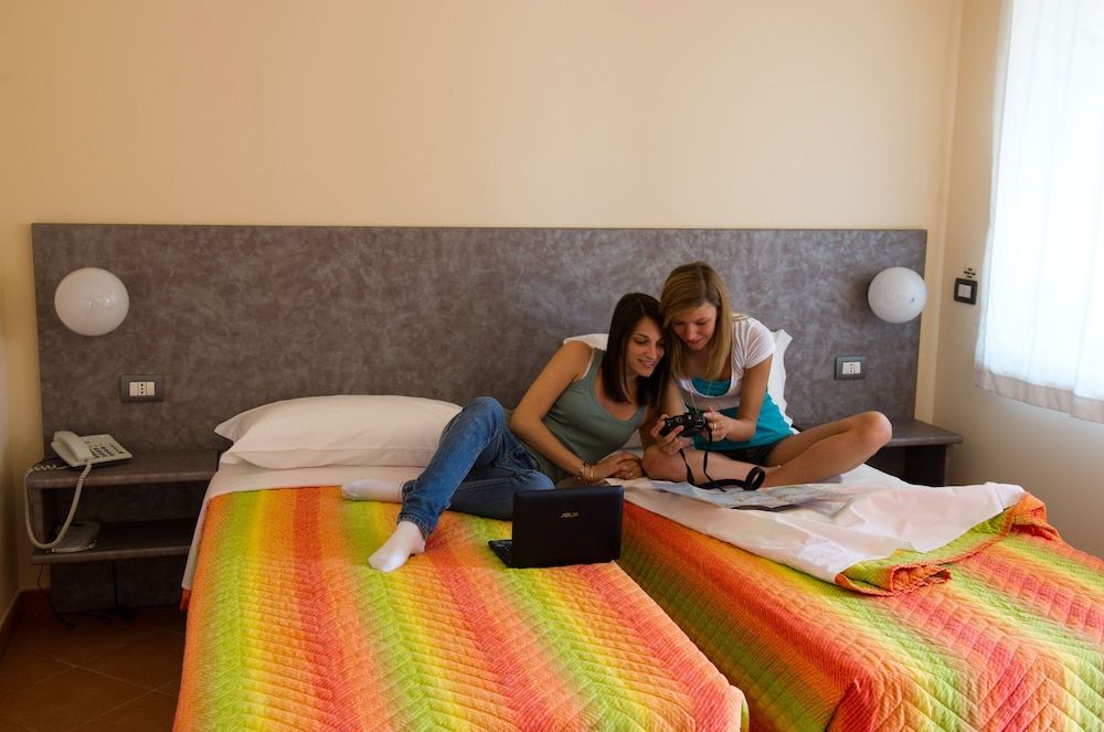 Autohotel Venezia Standard Double Room, 2 Twin Beds 3