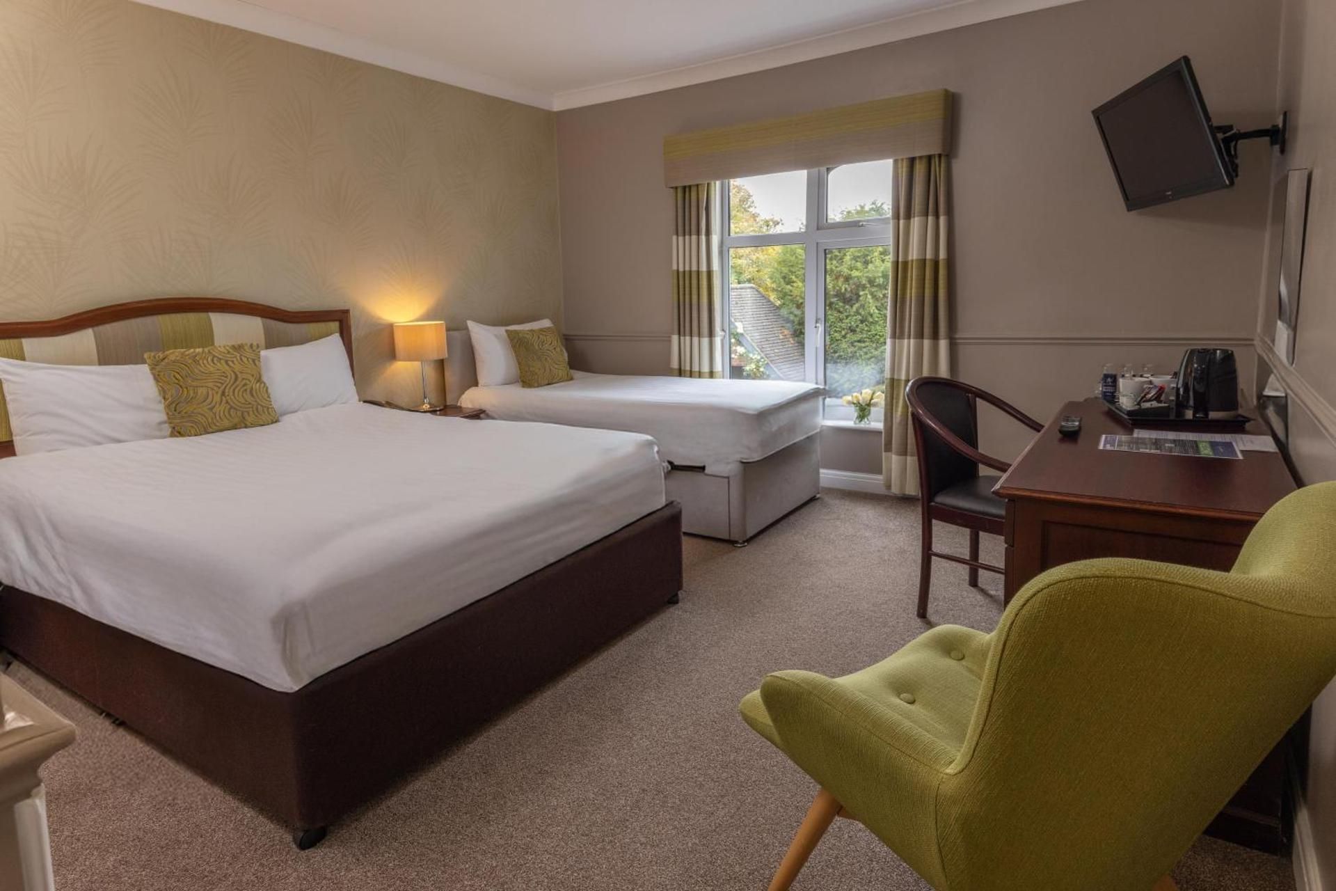 Standard Double Room Double Bed and Single Bed - Non-Smoking