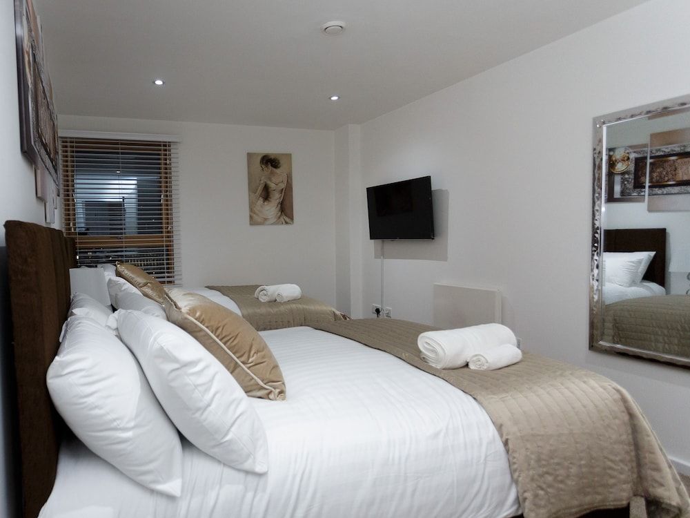 Apartment, Private Bathroom (Penthouse-Sleeps 8 )