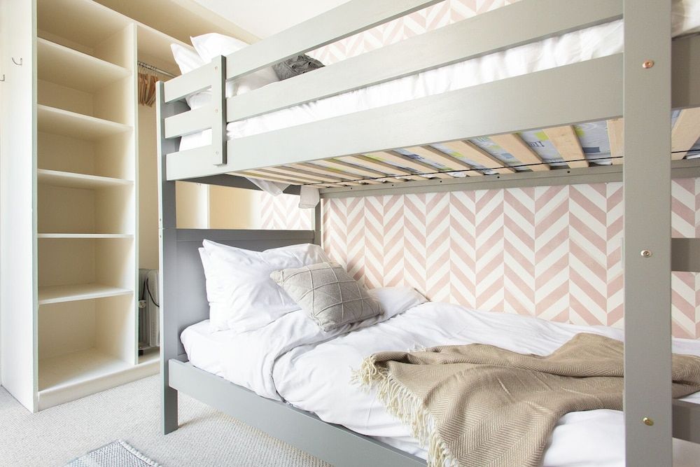 The Harrods Mews - Modern 4BDR house with rooftop terrace House (4 Bedrooms) 10