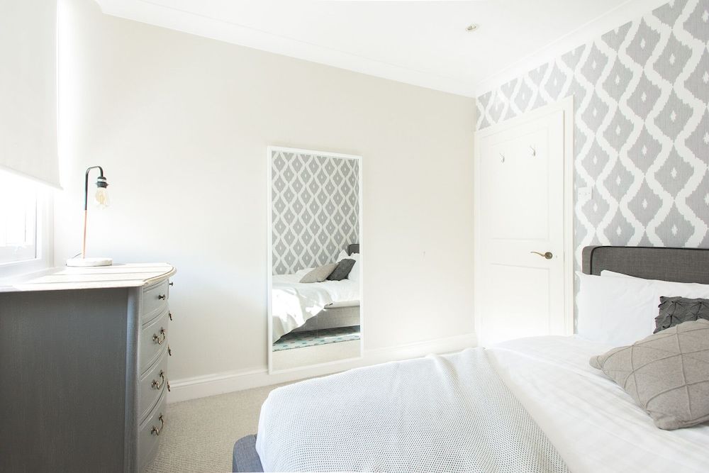 The Harrods Mews - Modern 4BDR house with rooftop terrace House (4 Bedrooms) 13