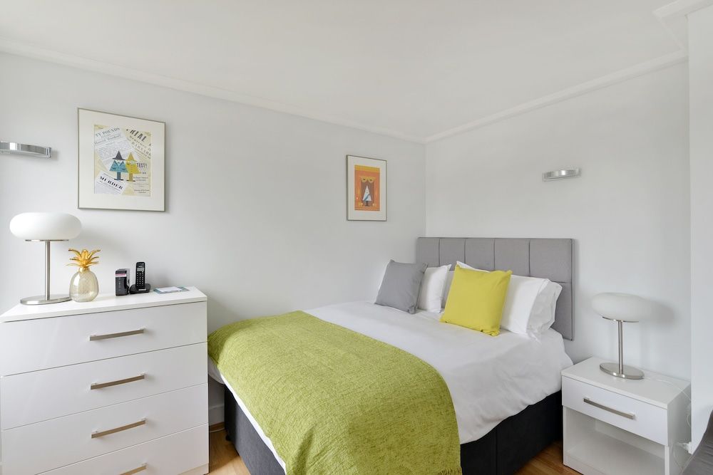 undefined Camden Serviced Apartments by Globe 5