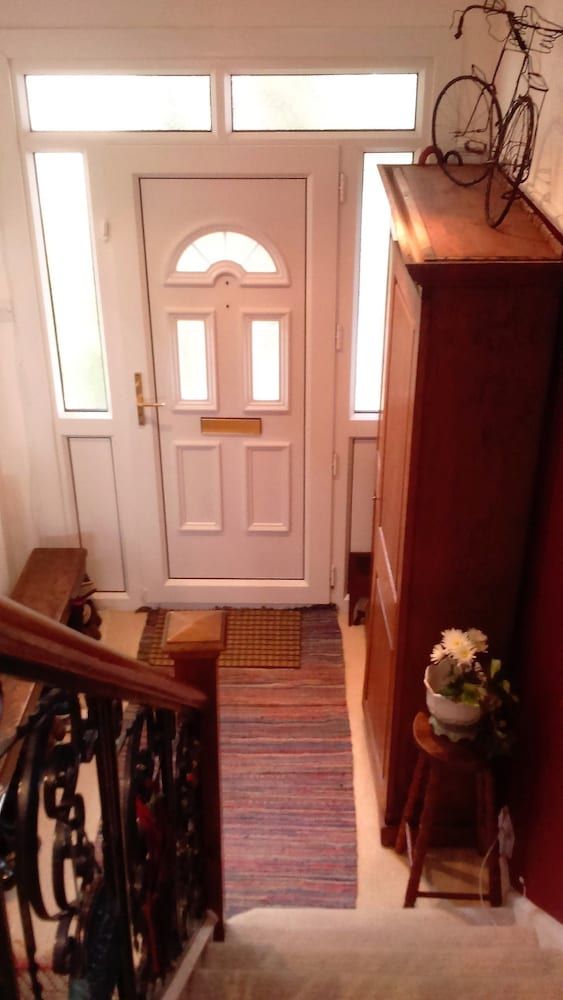 undefined Crystal Palace B&B 10