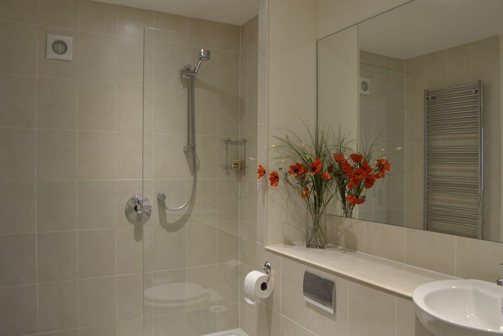 Deer Park Cottage - 3 Bedrooms