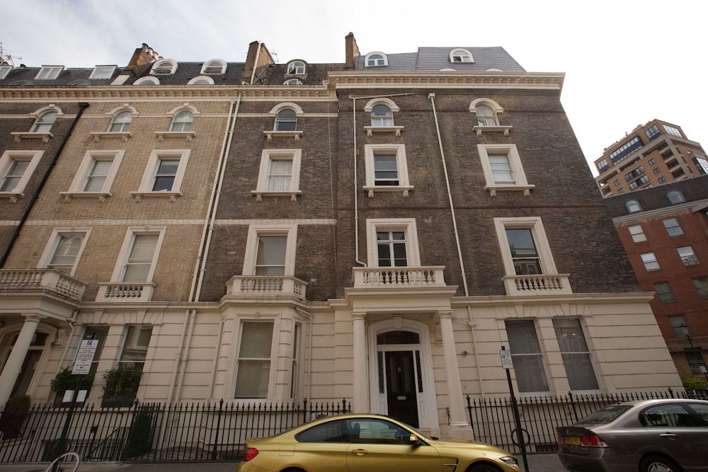 undefined Emperors Gate Residence by Allô Housing 5