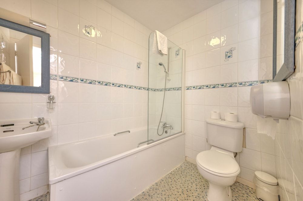 undefined Muthu Fort William Hotel 8