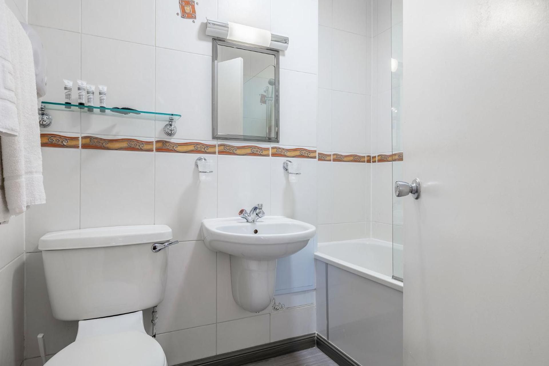 Muthu Fort William Hotel Superior Twin Room 5