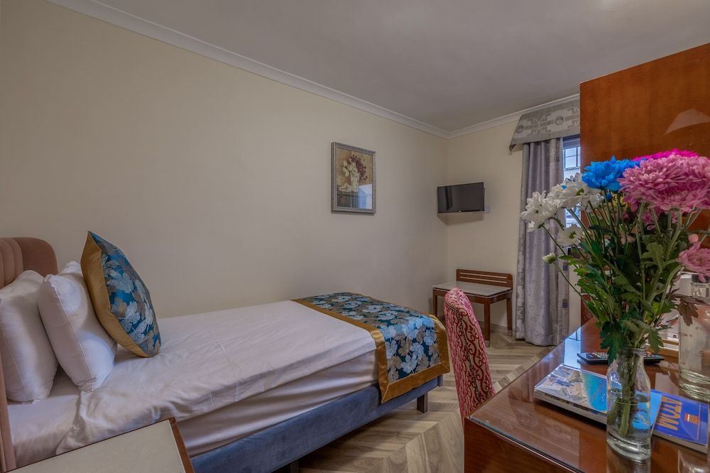 undefined Muthu Fort William Hotel 6