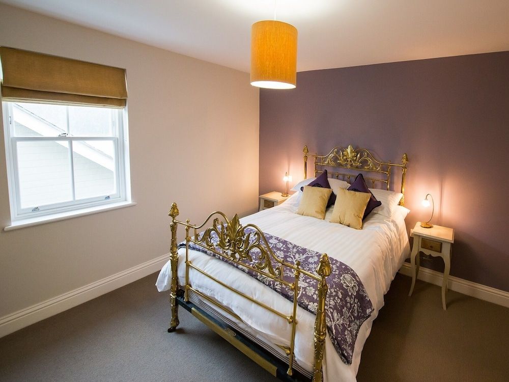 The Boathouse Superior Double Room, Ensuite (Treasure of the Broads) 3