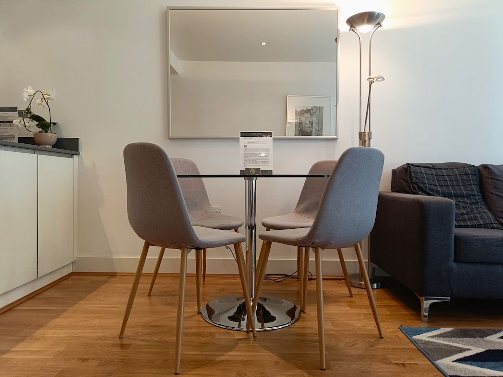 Still Life Tower Hill Deluxe Deluxe Apartment, 2 Bedrooms 12