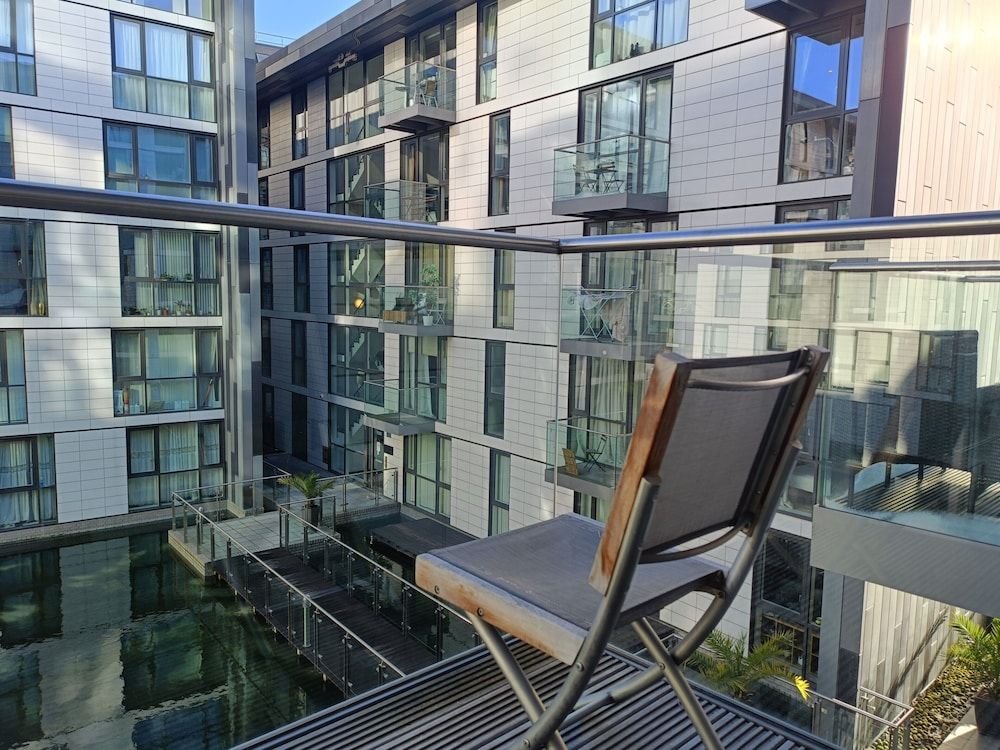 Still Life Tower Hill Deluxe Deluxe Apartment, 2 Bedrooms 5