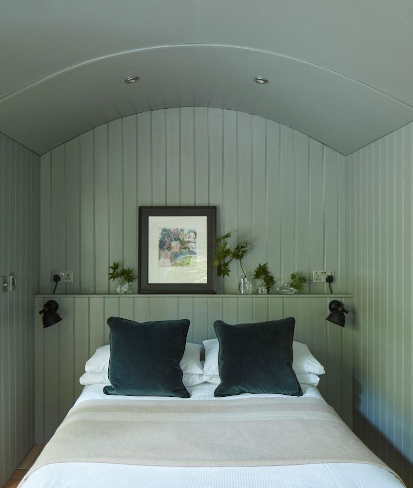 Victorian House Shepherd Hut