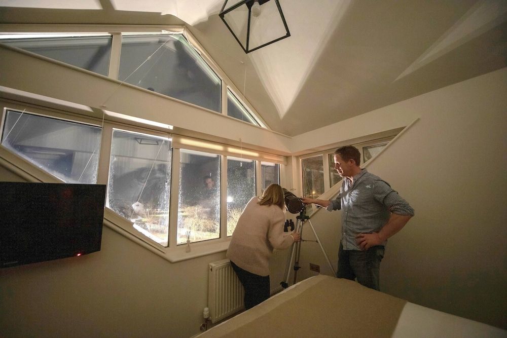 Victorian House Stargazer Room 3