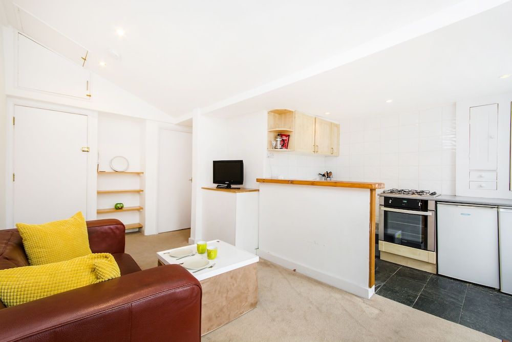 undefined Divine in Angel 10